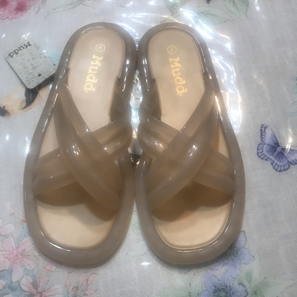 Mudd criss cross jelly sandals